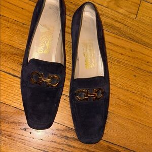 Chic Blue Suede Heels